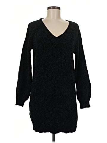 Derek Heart Pullover Sweater (view 1)