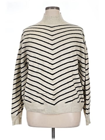 Liz Claiborne Pullover Sweater (view 1)