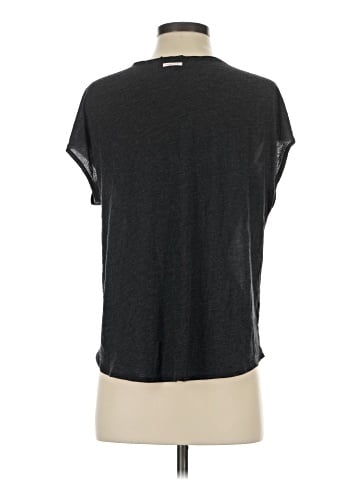 Victoria's Secret Short Sleeve T-Shirt (view 2)
