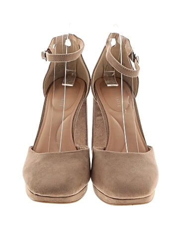 Kelly & Katie Heels (view 2)