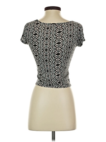 Living Doll Short Sleeve Top (view 2)