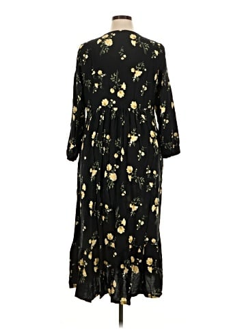 Old Navy Casual Dress (view 2)