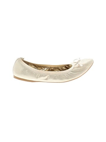 Nina Flats (view 1)