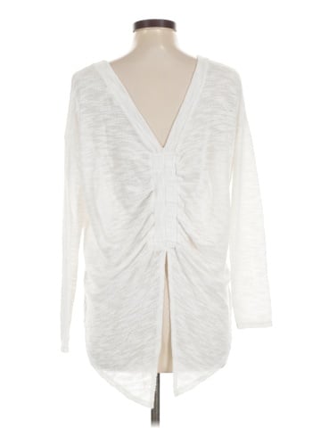 Cherish Pullover Sweater (view 2)