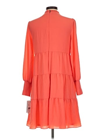 Julia Jordan Casual Dress (view 2)