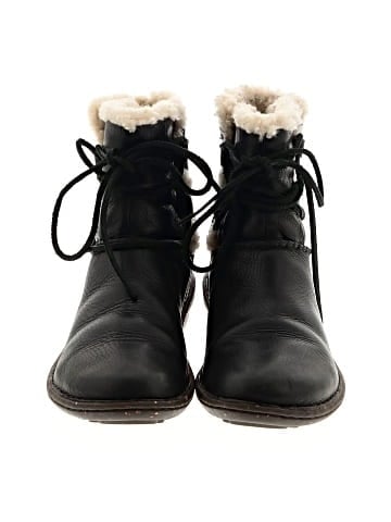 Ugg Australia Ankle Boots (view 2)