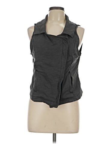 True Craft Sleeveless Blouse (view 1)