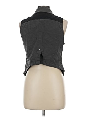 True Craft Sleeveless Blouse (view 2)