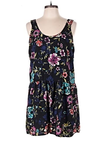 Xhilaration Casual Dress (view 1)