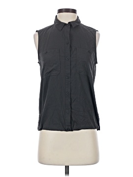 Eddie Bauer Sleeveless Button Down Shirt