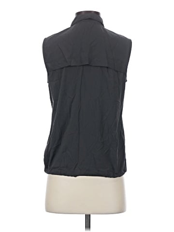 Eddie Bauer Sleeveless Button-Down Shirt (view 2)