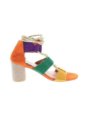 She & In Sandals (view 1)