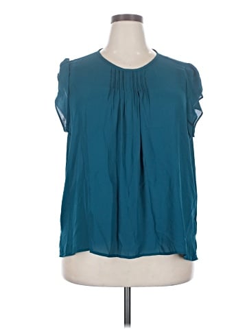 Fun2Fun Sleeveless Blouse (view 1)