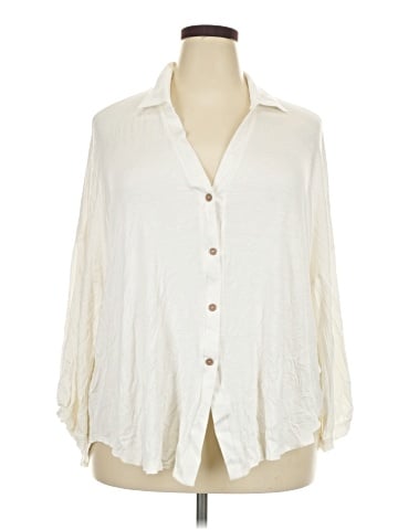 Yahada 3/4 Sleeve Blouse (view 1)