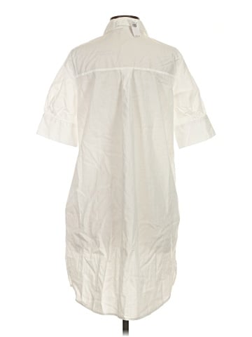 Old Navy Casual Dress (view 2)