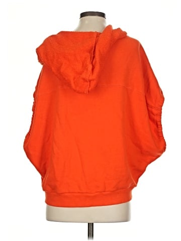 Akemi + Kin Poncho (view 2)