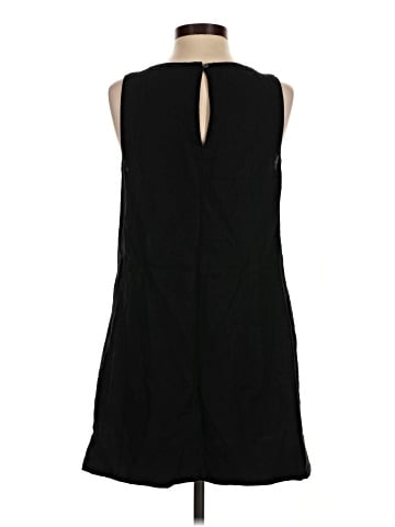 Old Navy Casual Dress (view 2)
