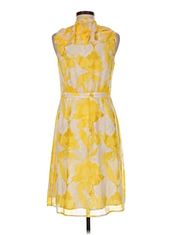 Banana Republic Casual Dress (view 2)