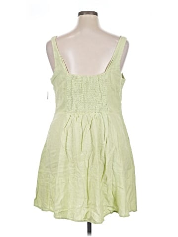 Old Navy Casual Dress (view 2)