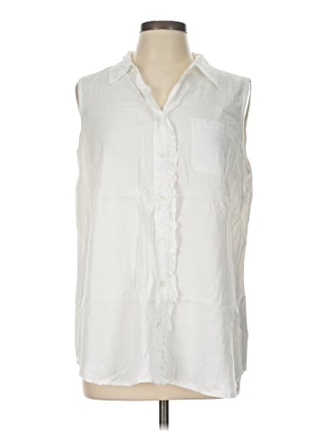 North Style Sleeveless Button-Down Shirt (view 1)