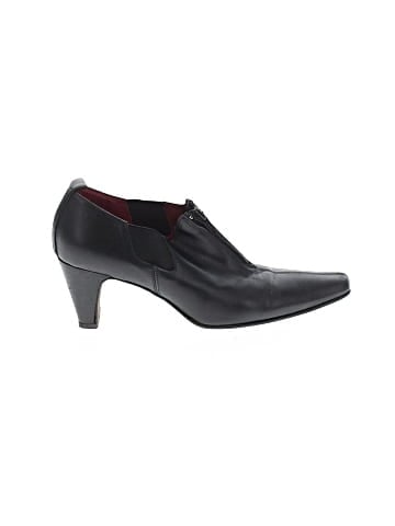 Donald J Pliner Heels (view 1)