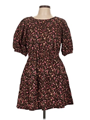 Old Navy Cocktail Dress (view 1)