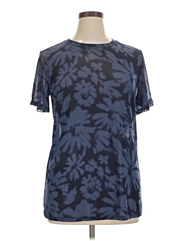 Torrid Short Sleeve T-Shirt (view 1)