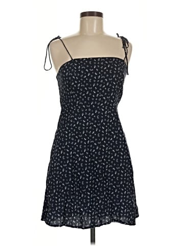 Old Navy Casual Dress (view 1)