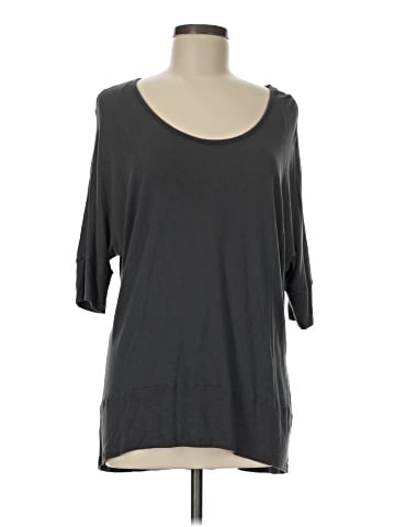 Gap 3/4 Sleeve T-Shirt (view 1)