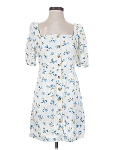 Old Navy Casual Dress (view 1)