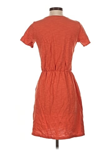 Old Navy Casual Dress (view 2)