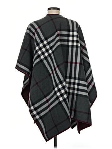 Woolrich Poncho (view 2)