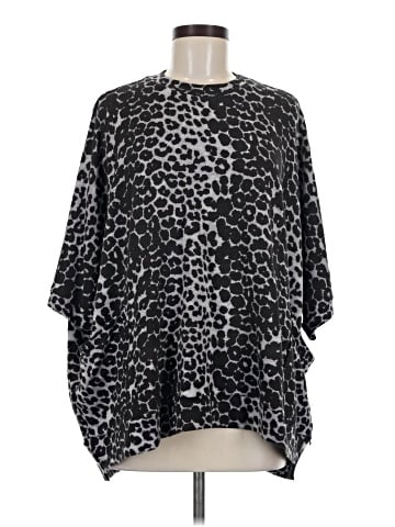 Capote Poncho (view 1)
