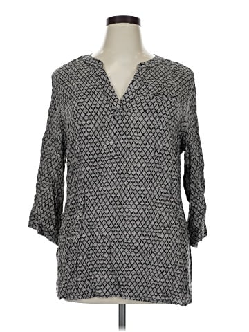 Anne Carson 3/4 Sleeve Blouse (view 1)