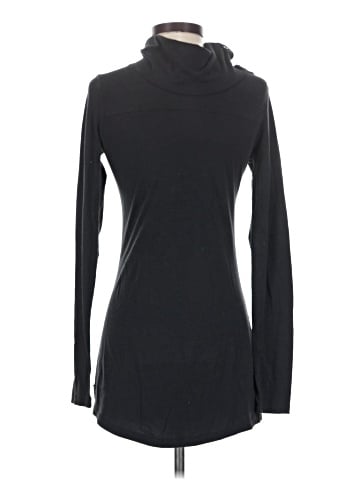 Lole Long Sleeve Top (view 2)