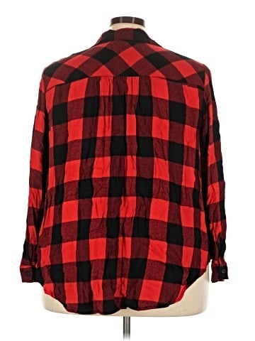 Lane Bryant Long Sleeve Button-Down Shirt (view 2)