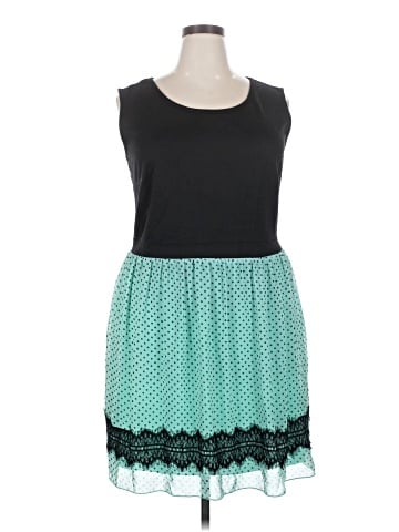 En Focus Casual Dress (view 1)
