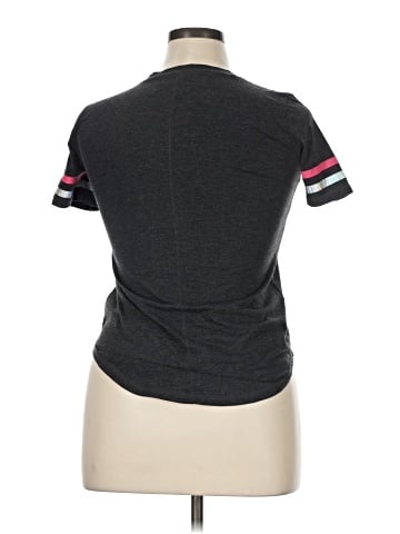 Old Navy Short Sleeve T-Shirt (view 2)