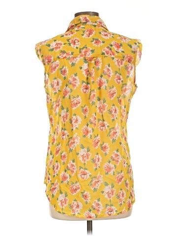 Love Notes Sleeveless Button-Down Shirt (view 2)