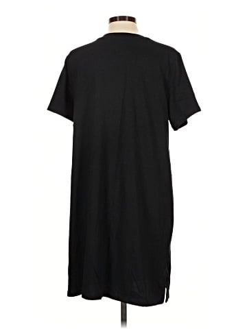 Old Navy Casual Dress (view 2)
