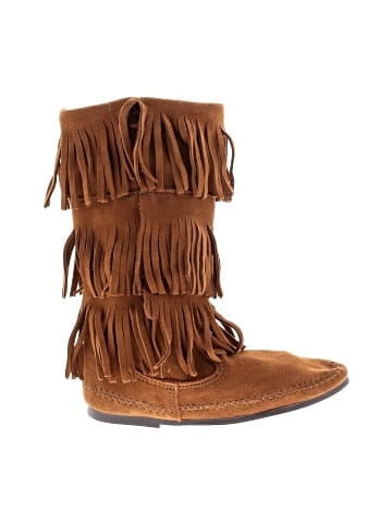 Minnetonka Boots (view 1)