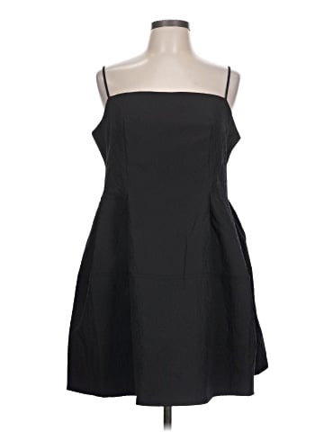 H&M Cocktail Dress (view 1)