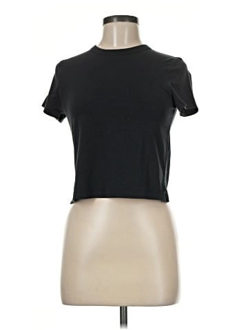 Lululemon Athletica Short Sleeve T-Shirt (view 1)