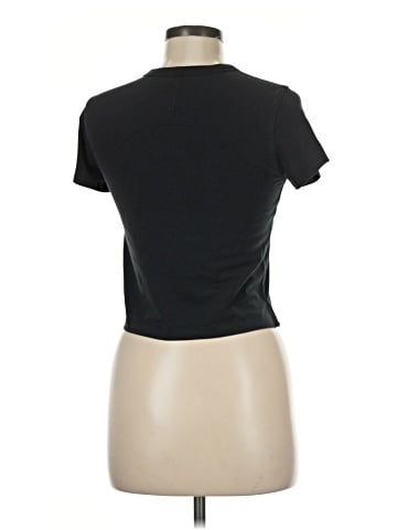 Lululemon Athletica Short Sleeve T-Shirt (view 2)
