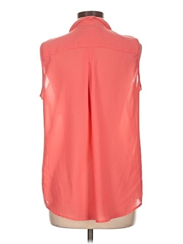 Liz Claiborne Sleeveless Button-Down Shirt (view 2)
