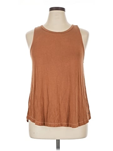 American Eagle Outfitters Sleeveless T-Shirt (view 1)