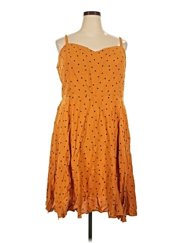 Old Navy Casual Dress (view 1)