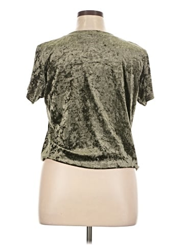 Wet Seal Short Sleeve T-Shirt (view 2)