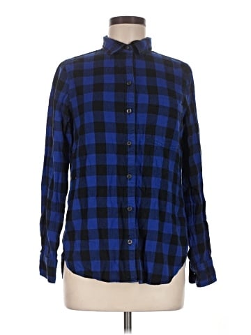 Old Navy Long Sleeve Button-Down Shirt (view 1)