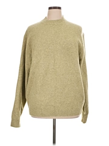 Uniqlo Turtleneck Sweater (view 1)